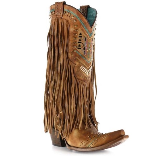Corral Shoes - Corral size 8 fringe boots